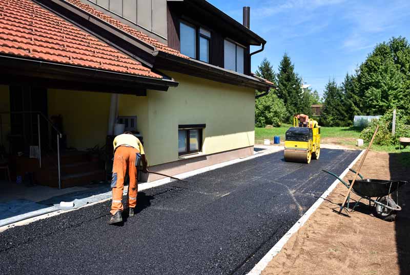 reconstructing-asphalt-driveway-ac-paving